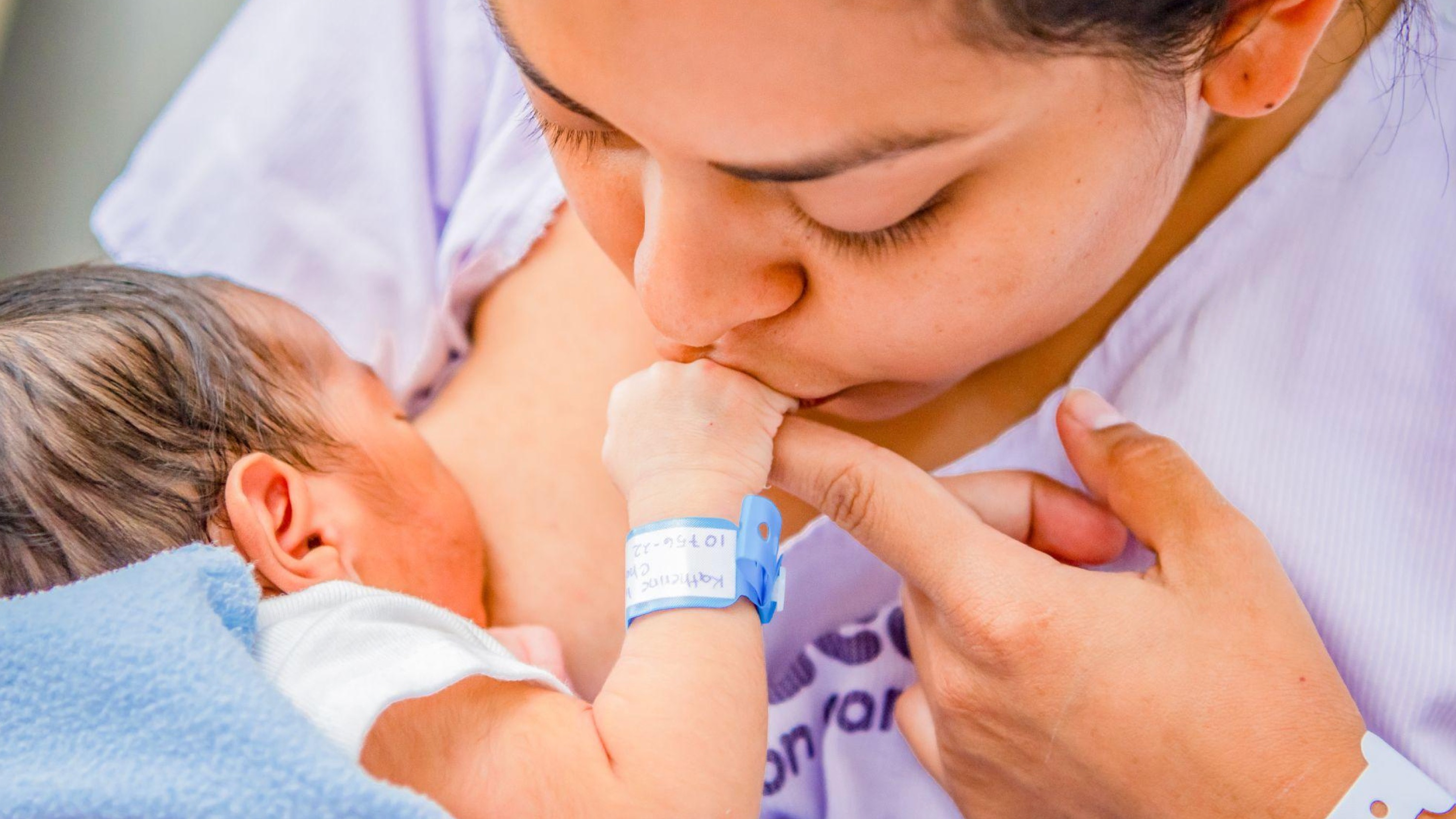A un año de presentarse la Ley Nacer con Cariño, El Salvador registra disminución de muertes maternas y neonatales a-un-ano-de-presentarse-la-ley-nacer-con-carino-el-salvador-registra-disminucion-de-muertes-maternas-y-neonatales